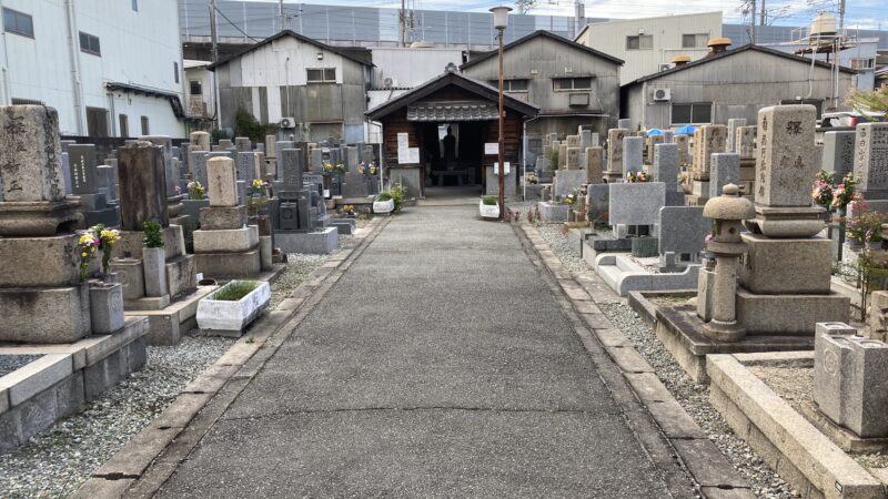 神崎町墓地