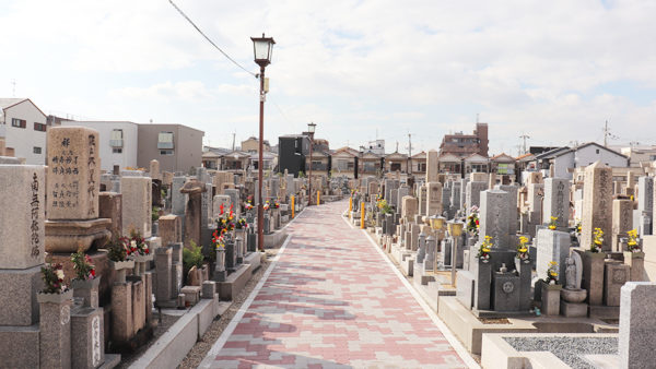 岩田墓地